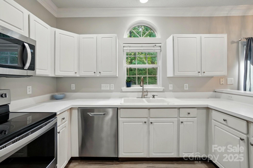 8744 Barrister Way Charlotte, NC 28216
