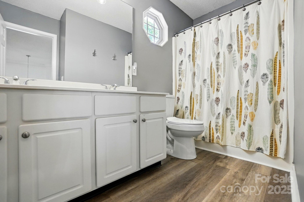 8744 Barrister Way Charlotte, NC 28216