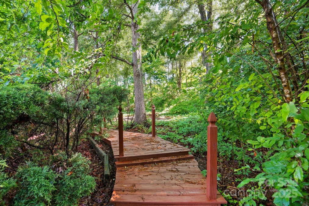 8744 Barrister Way Charlotte, NC 28216