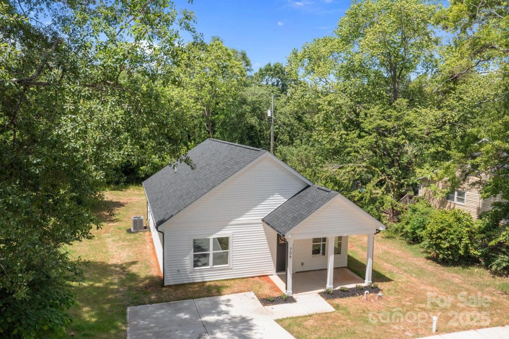 706 Live Oak St Shelby, NC 28150