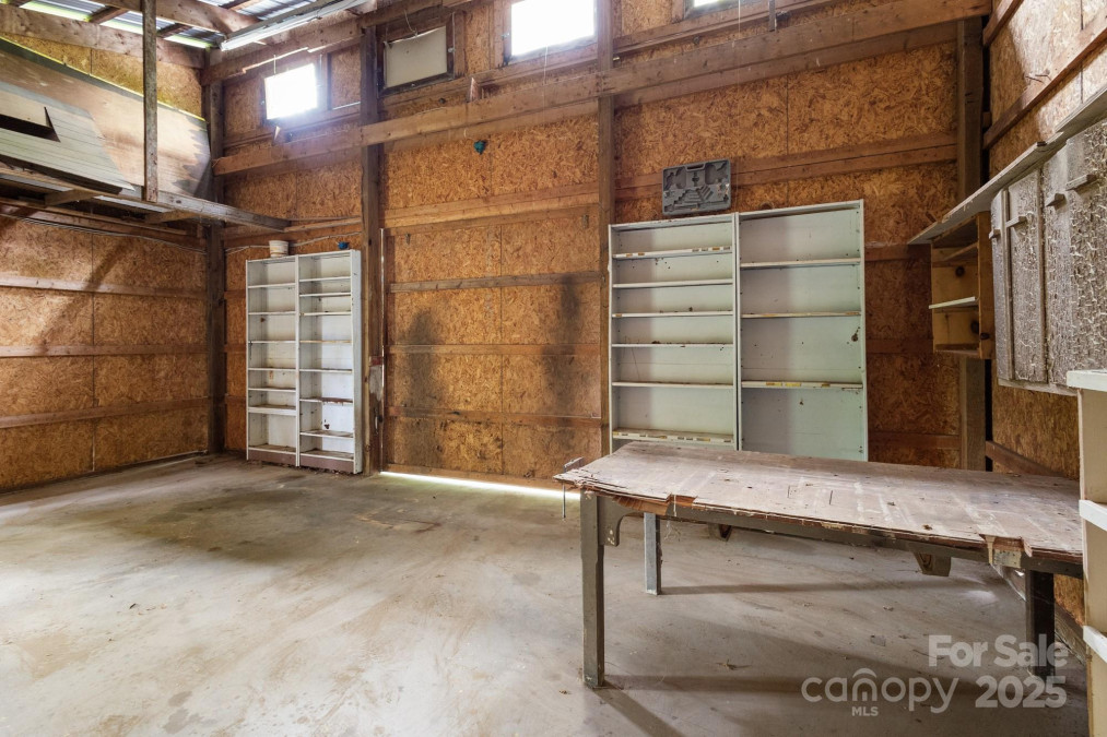 2235 Nc 126 Hw Morganton, NC 28655