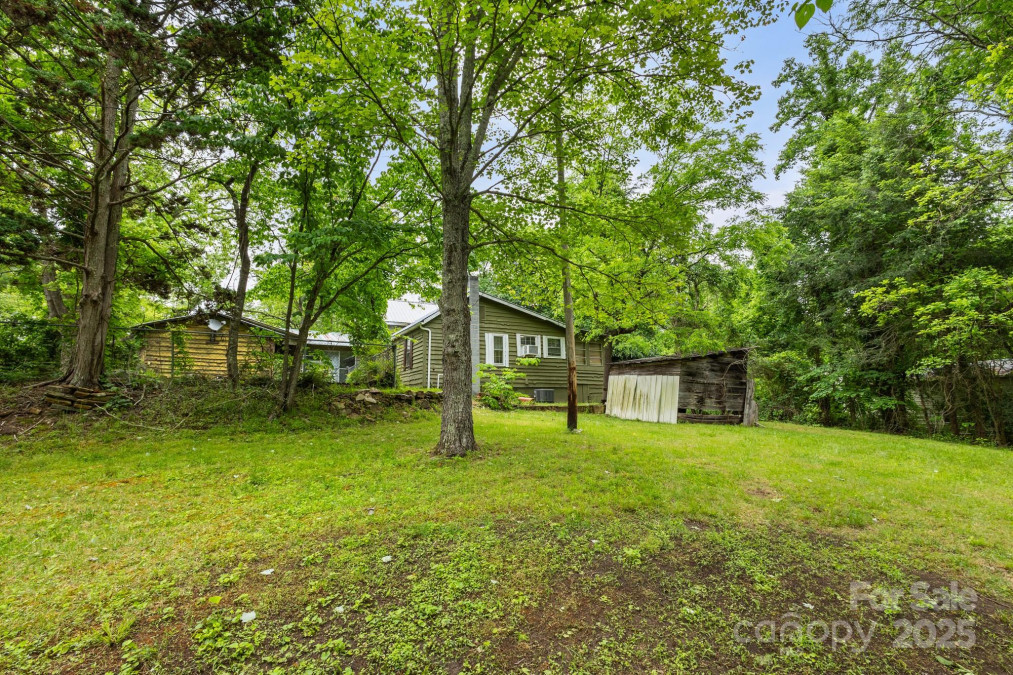 2235 Nc 126 Hw Morganton, NC 28655