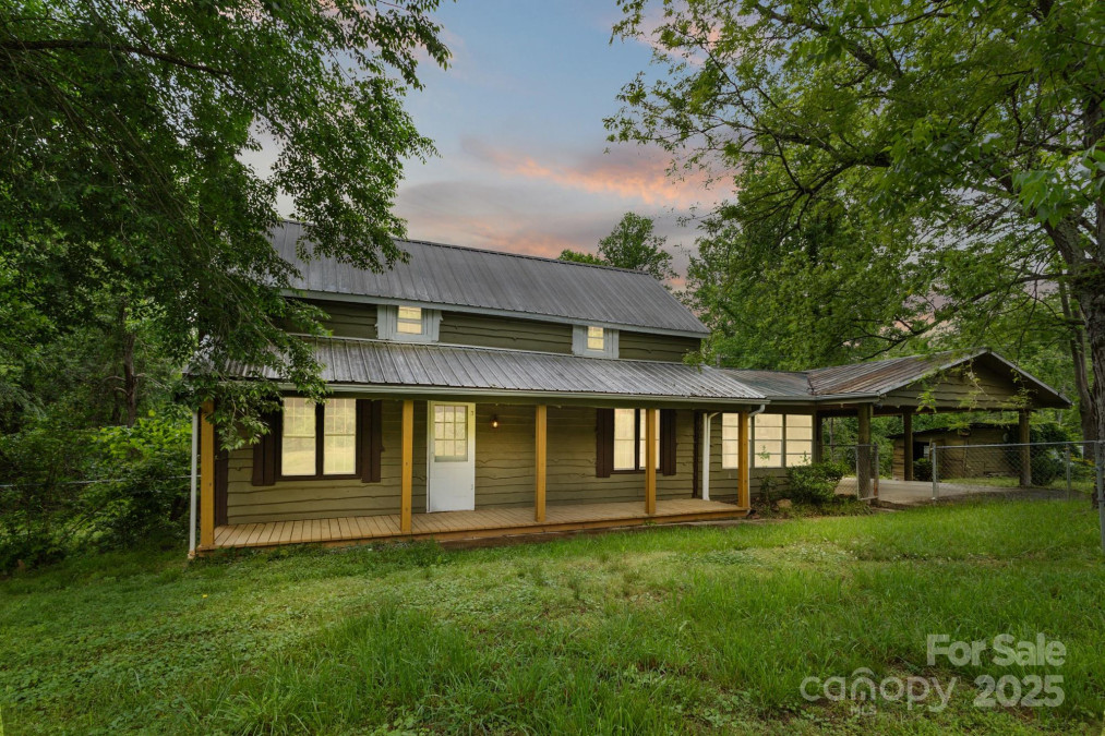 2235 Nc 126 Hw Morganton, NC 28655