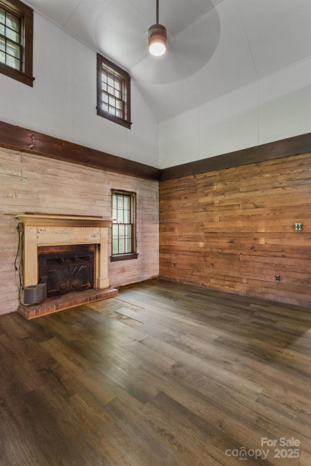 2235 Nc 126 Hw Morganton, NC 28655