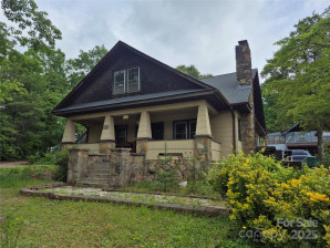 4 Three Dove Rd Candler, NC 28715