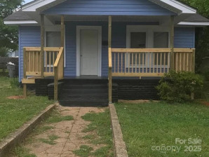 926 Cantwell St Charlotte, NC 28208