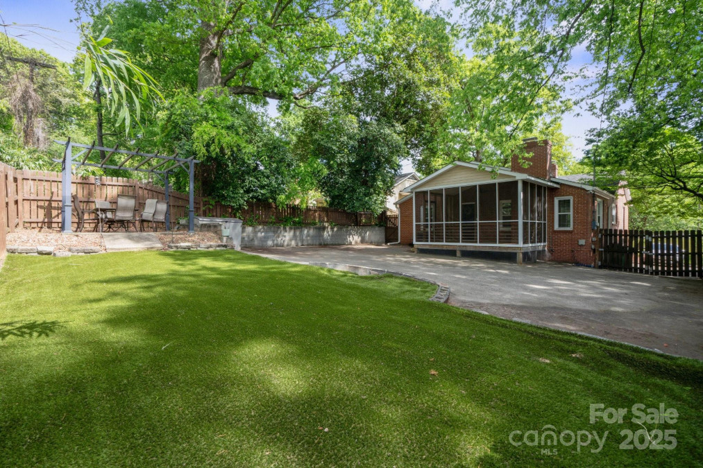 534 Kingston Ave Charlotte, NC 28203