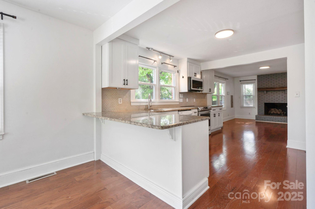 534 Kingston Ave Charlotte, NC 28203
