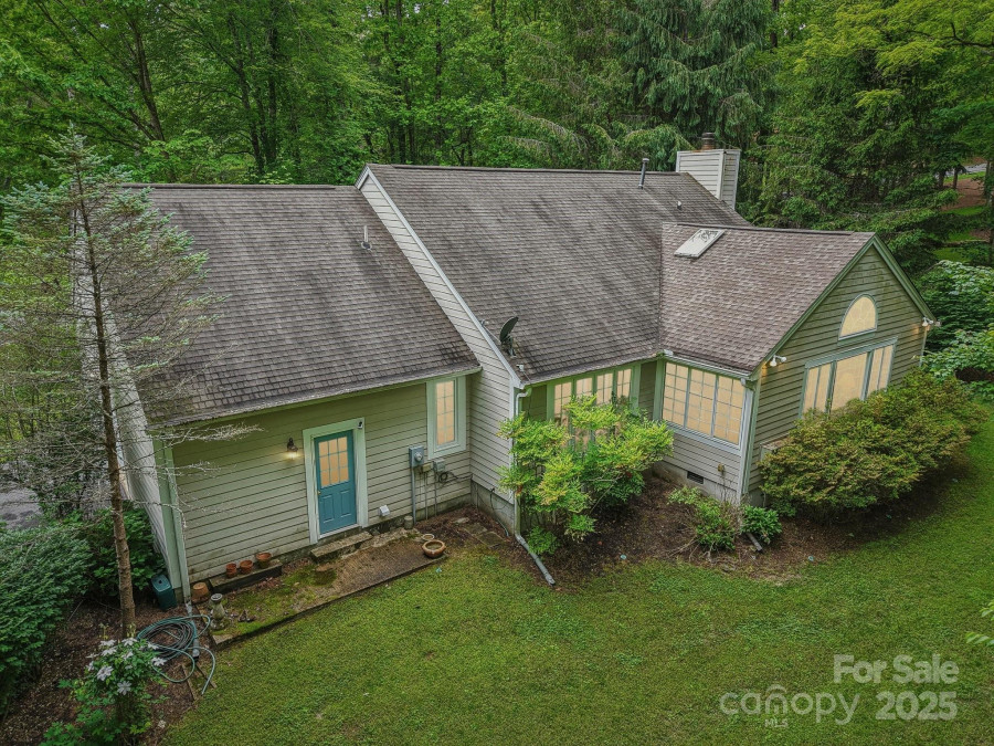107 Camellia Way Hendersonville, NC 28739