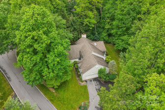 107 Camellia Way Hendersonville, NC 28739