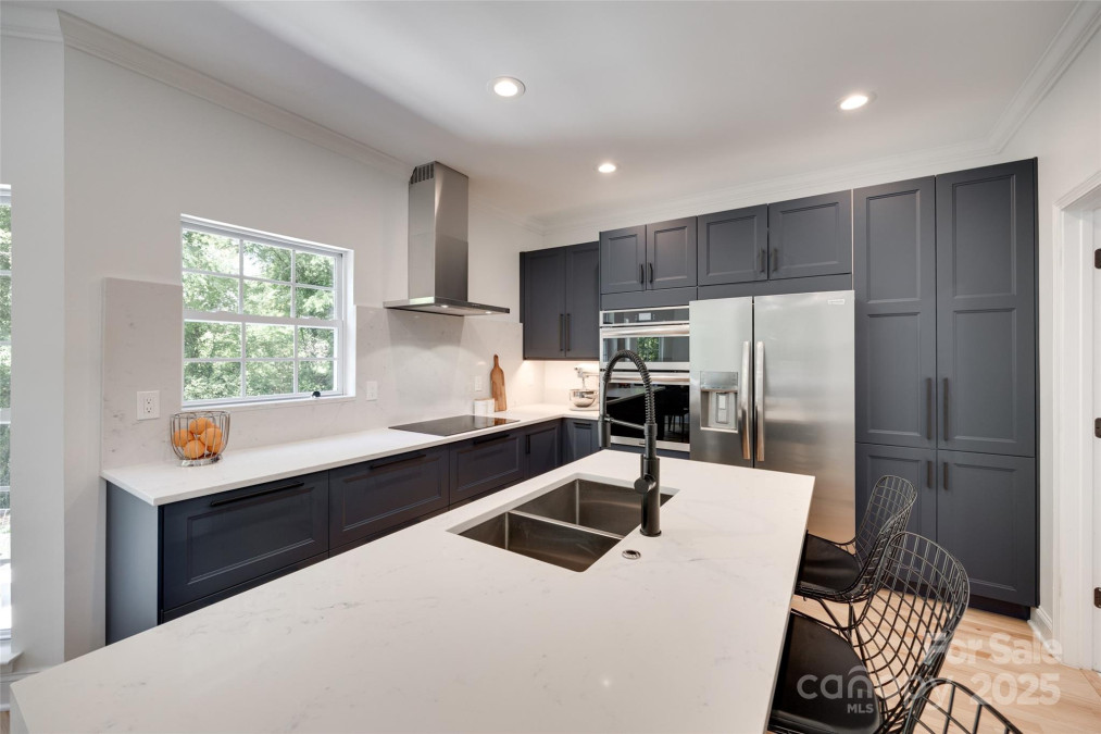 1134 Blueberry Ln Charlotte, NC 28226