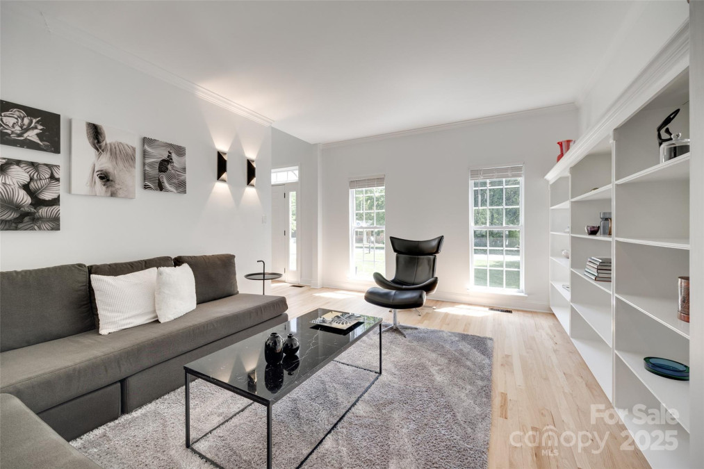 1134 Blueberry Ln Charlotte, NC 28226