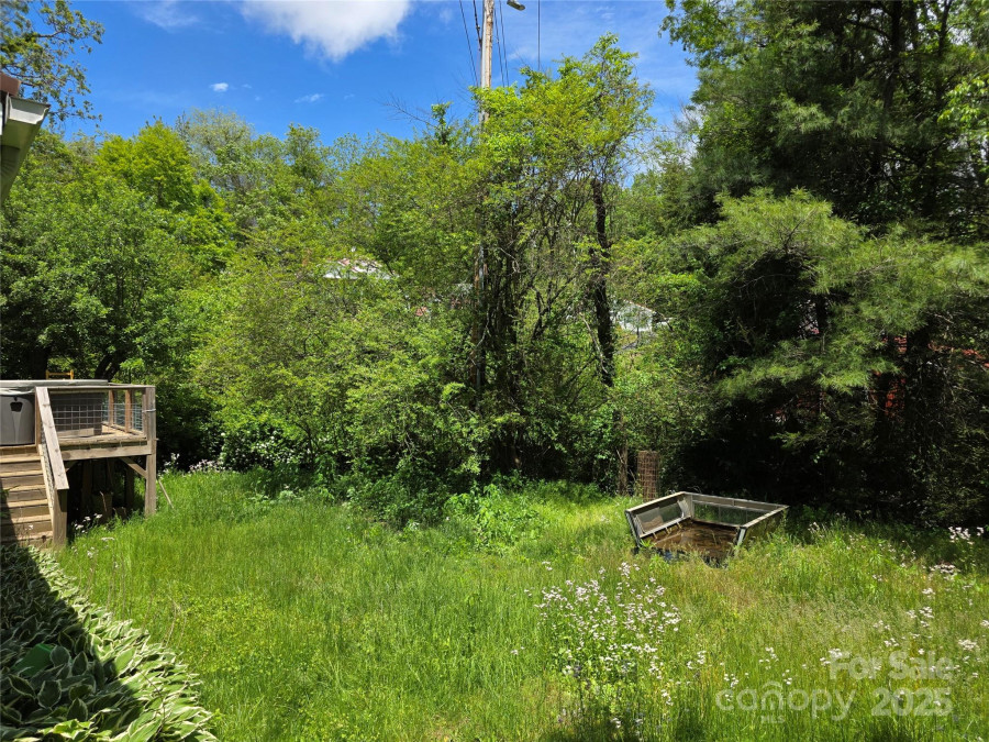 926 Hyder Mountain Rd Clyde, NC 28721