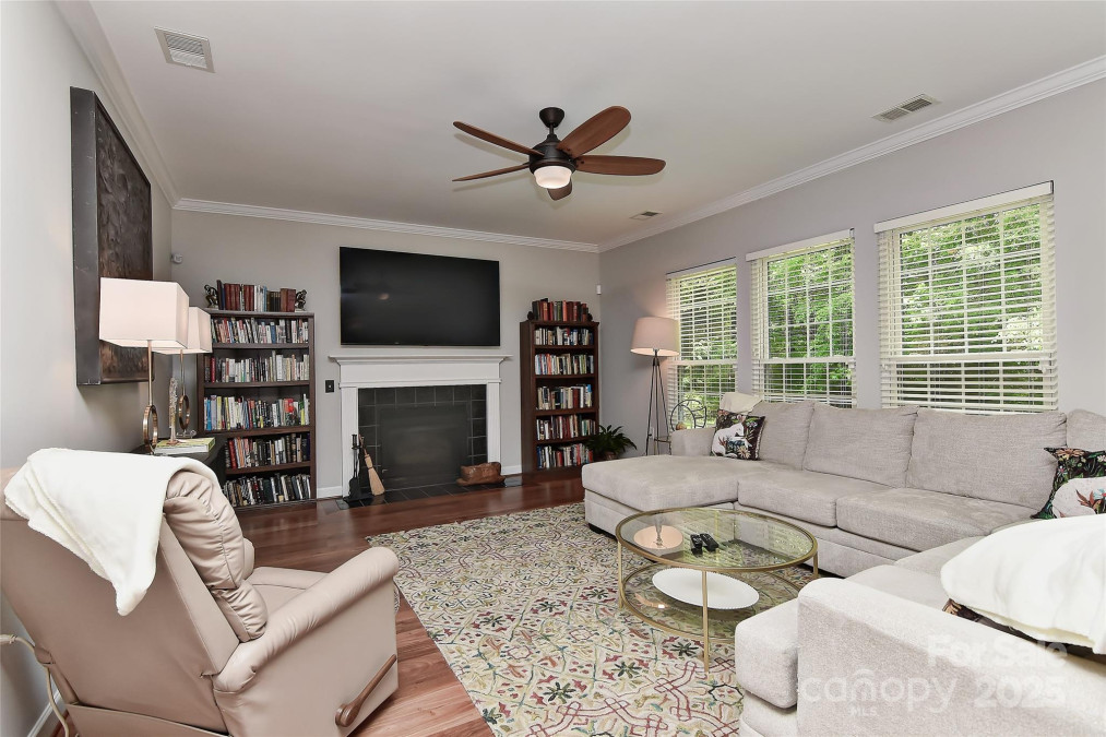 705 Moss Creek Dr Matthews, NC 28105