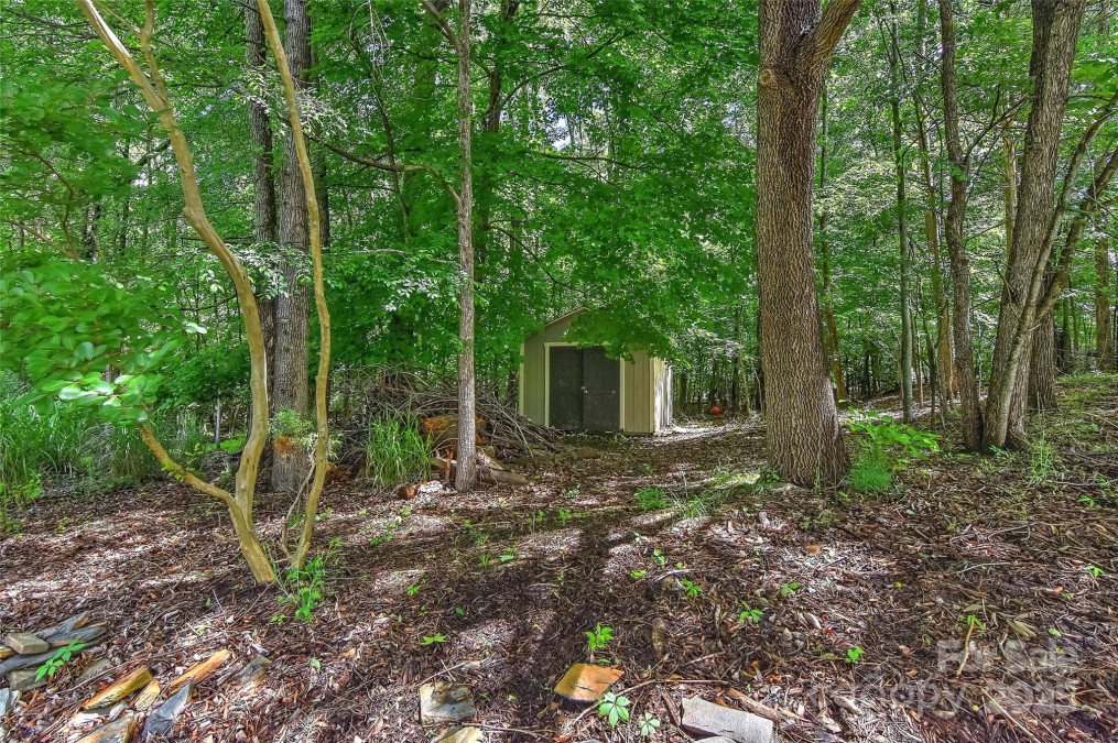 705 Moss Creek Dr Matthews, NC 28105