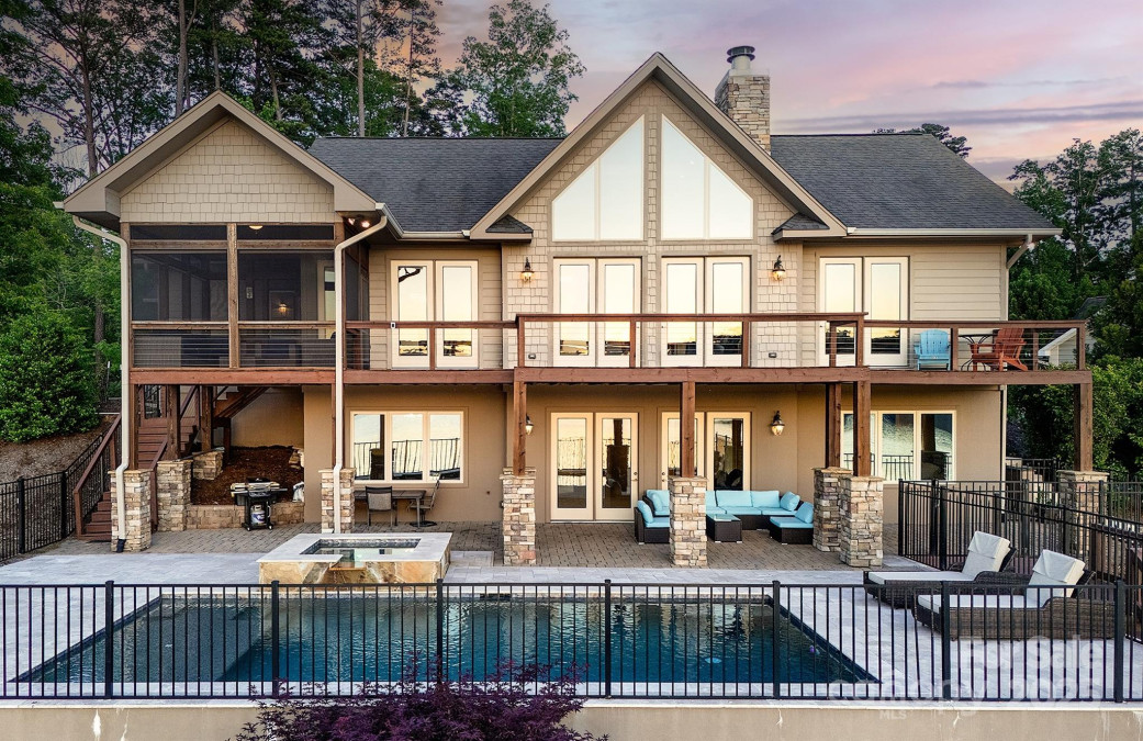 204 Ridge Dr Troy, NC 27371