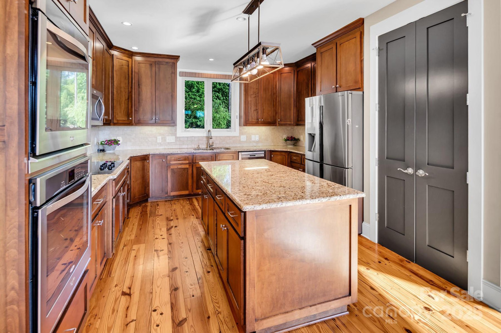 204 Ridge Dr Troy, NC 27371