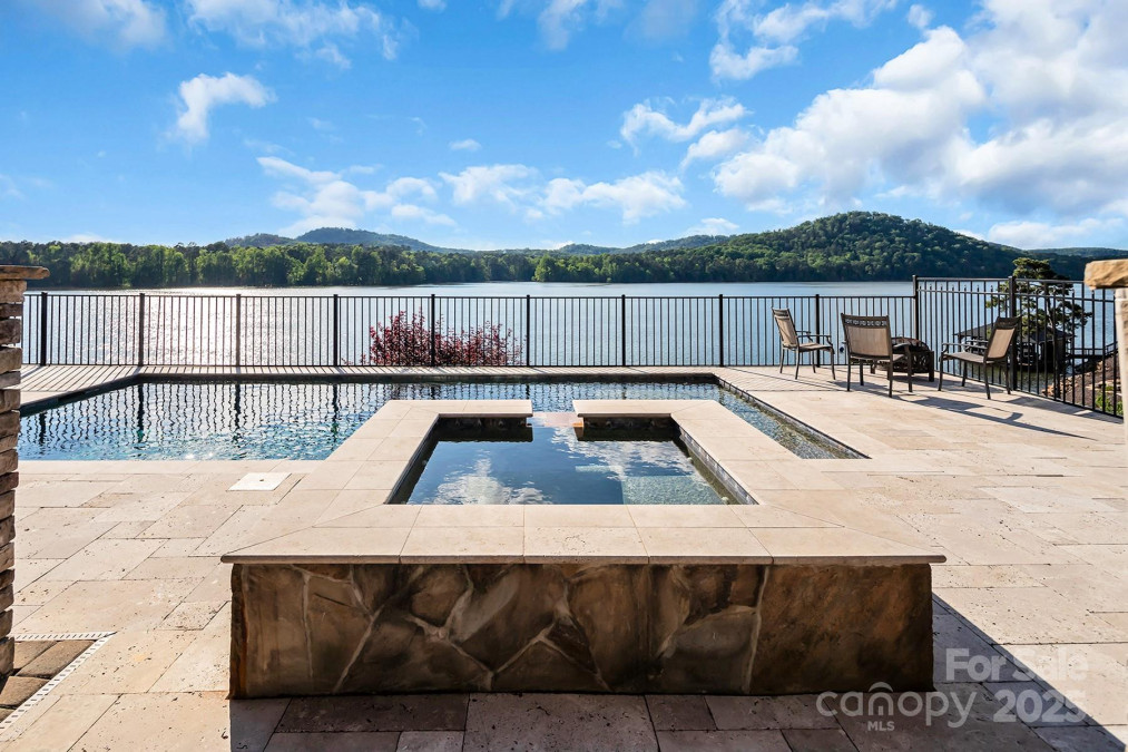 204 Ridge Dr Troy, NC 27371