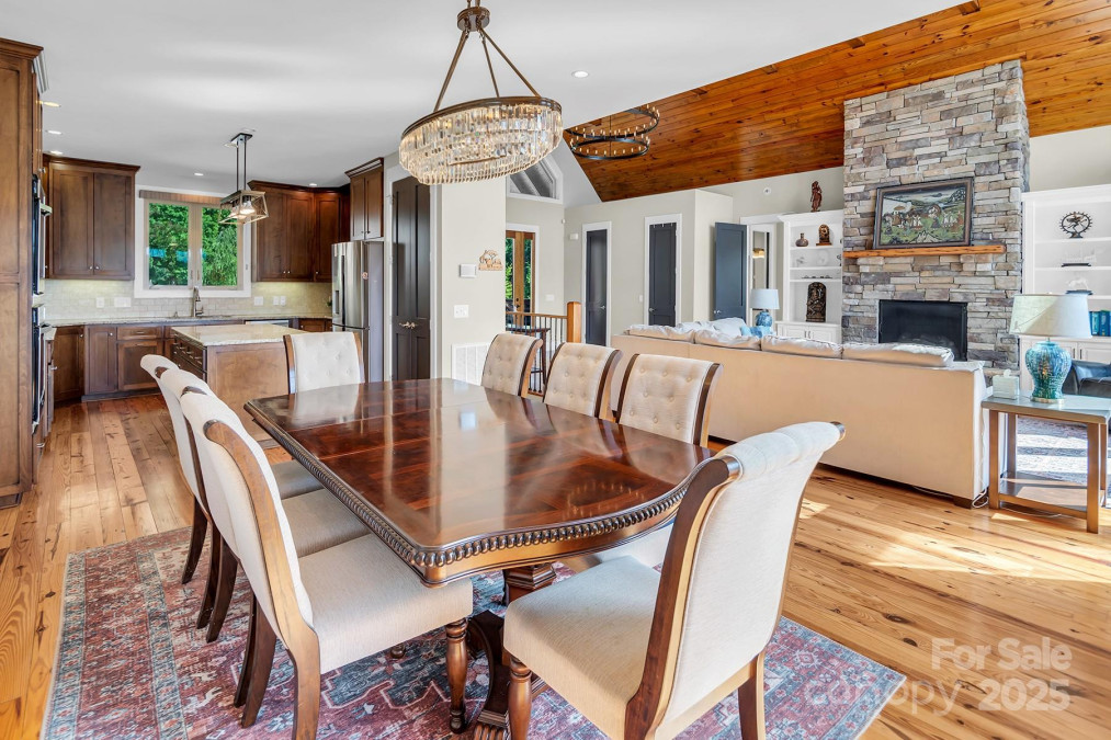 204 Ridge Dr Troy, NC 27371