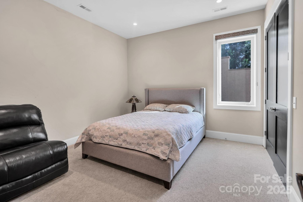 204 Ridge Dr Troy, NC 27371