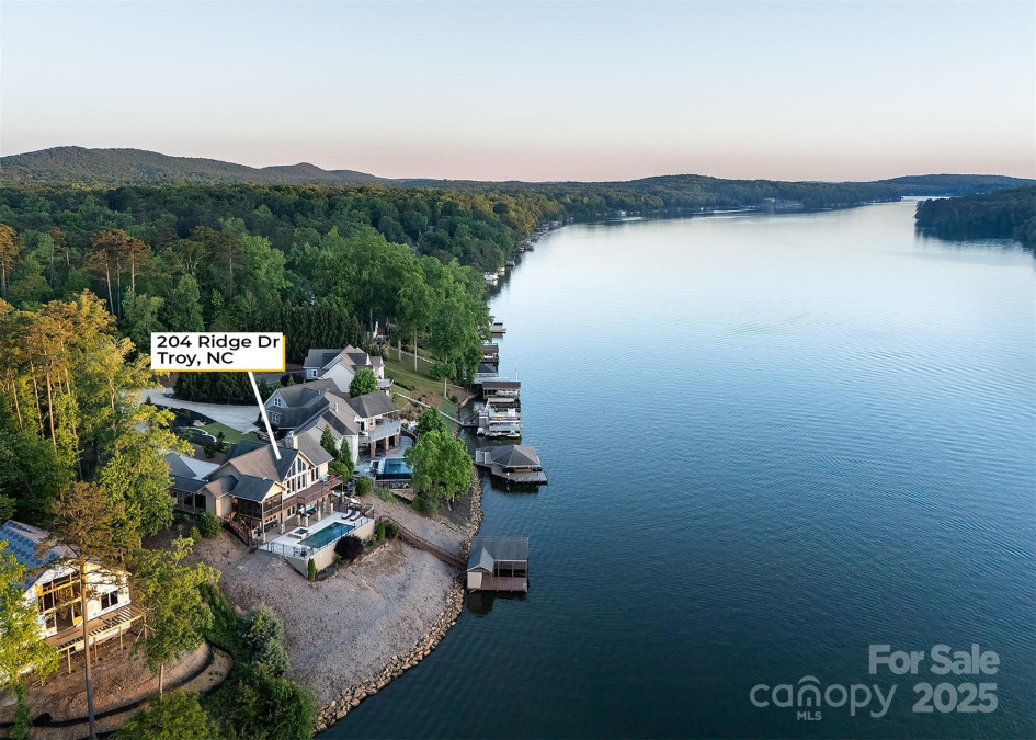 204 Ridge Dr Troy, NC 27371