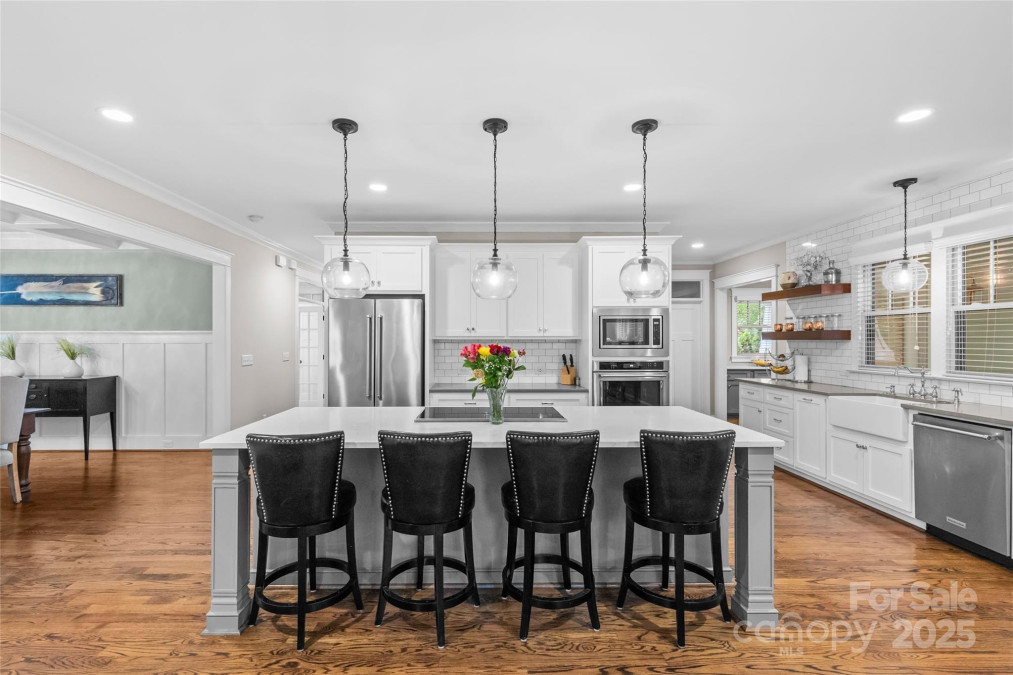 2414 Bay St Charlotte, NC 28205