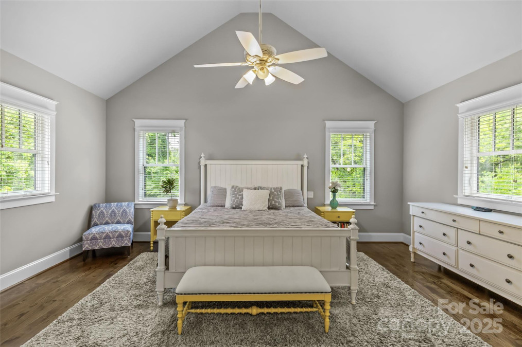 2414 Bay St Charlotte, NC 28205