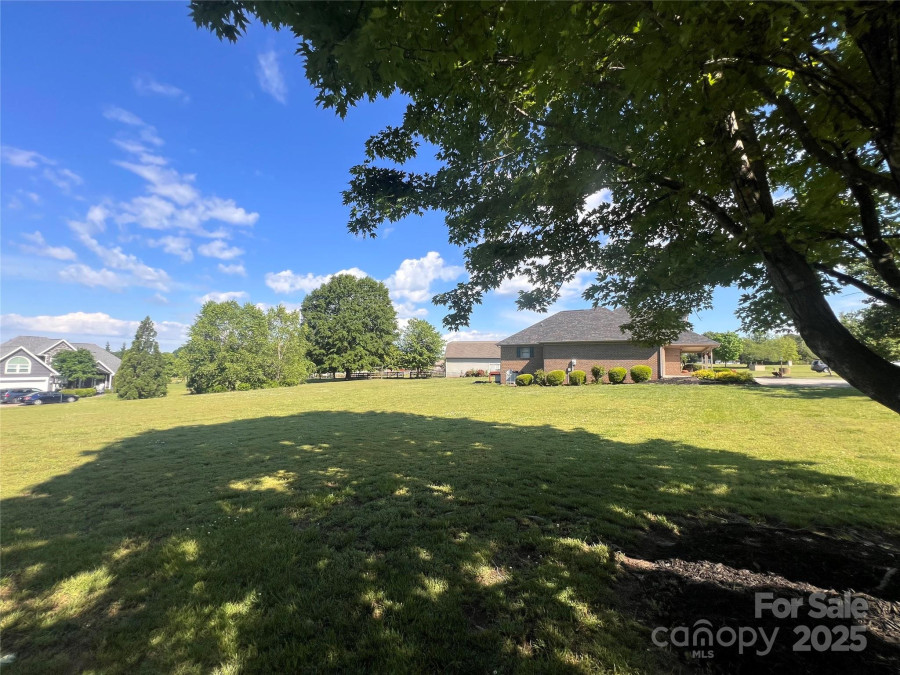 1351 Hardin Rd Dallas, NC 28034