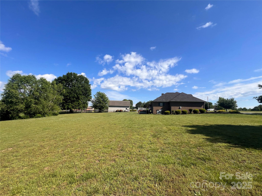 1351 Hardin Rd Dallas, NC 28034