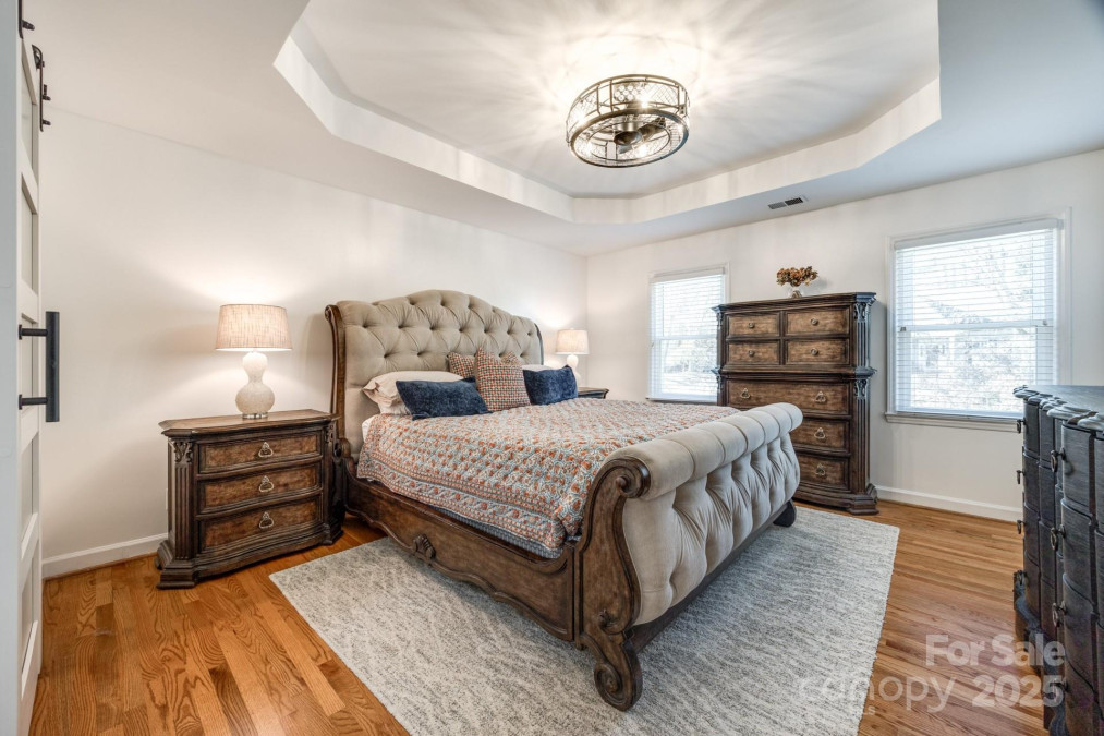 2702 Oxborough Dr Matthews, NC 28105