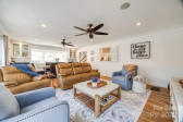 2702 Oxborough Dr Matthews, NC 28105