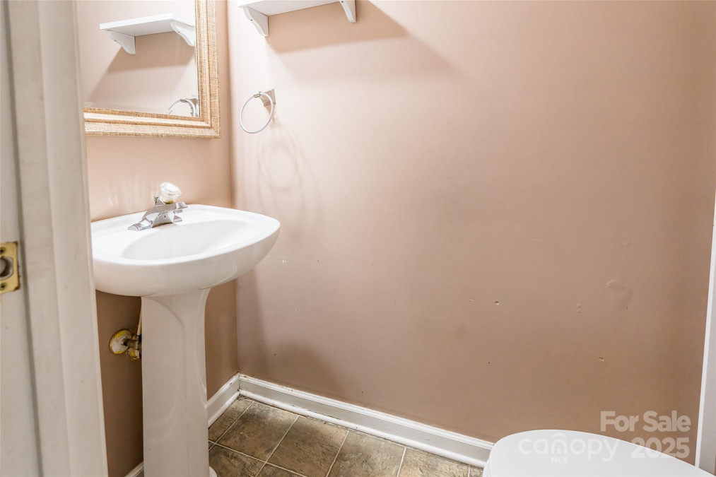 7206 Stoney Place Ct Charlotte, NC 28262