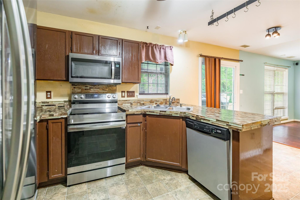 7206 Stoney Place Ct Charlotte, NC 28262