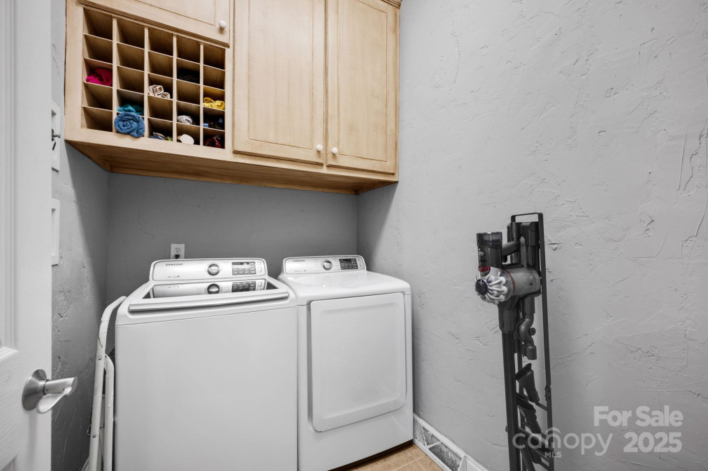 15430 Waterfront Dr Huntersville, NC 28078