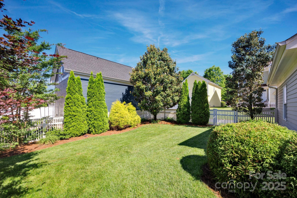 15430 Waterfront Dr Huntersville, NC 28078