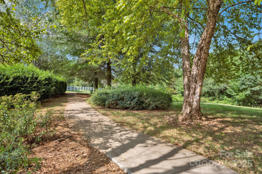 15430 Waterfront Dr Huntersville, NC 28078