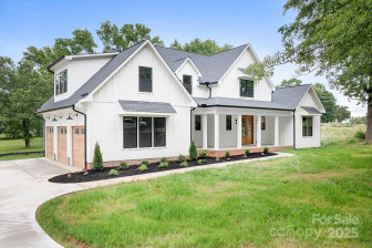 104 Arbor Dr Waxhaw, NC 28173