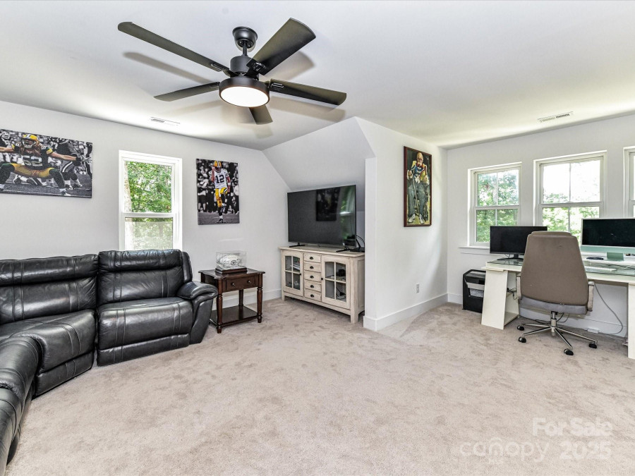 167 Greenbay Rd Mooresville, NC 28117