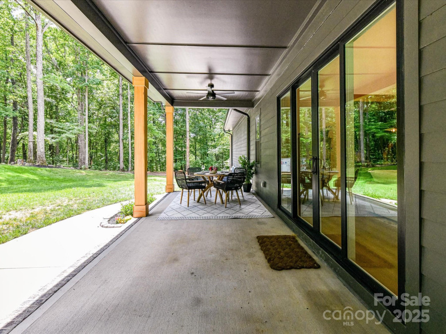 167 Greenbay Rd Mooresville, NC 28117