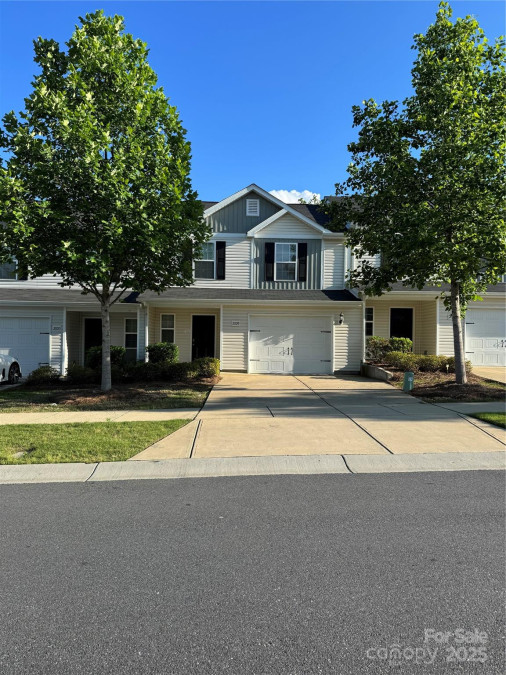 2009 Talbert Ct Charlotte, NC 28214