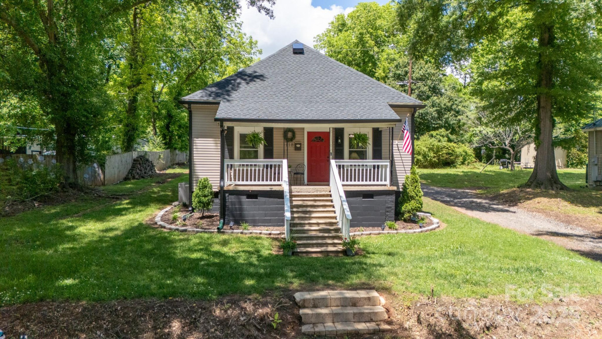118 Sunset Dr Clover, SC 29710