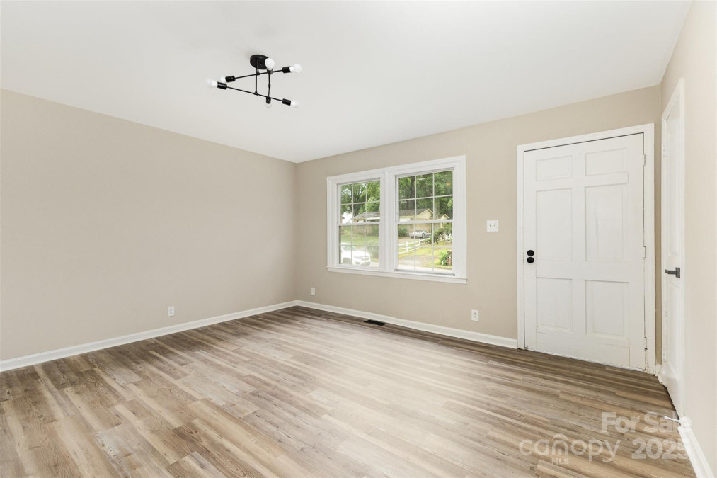 16 Green St York, SC 29745