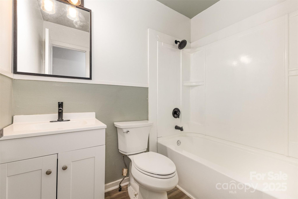 16 Green St York, SC 29745