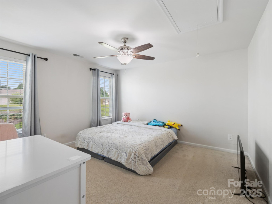2178 Stone Pile Dr Concord, NC 28025