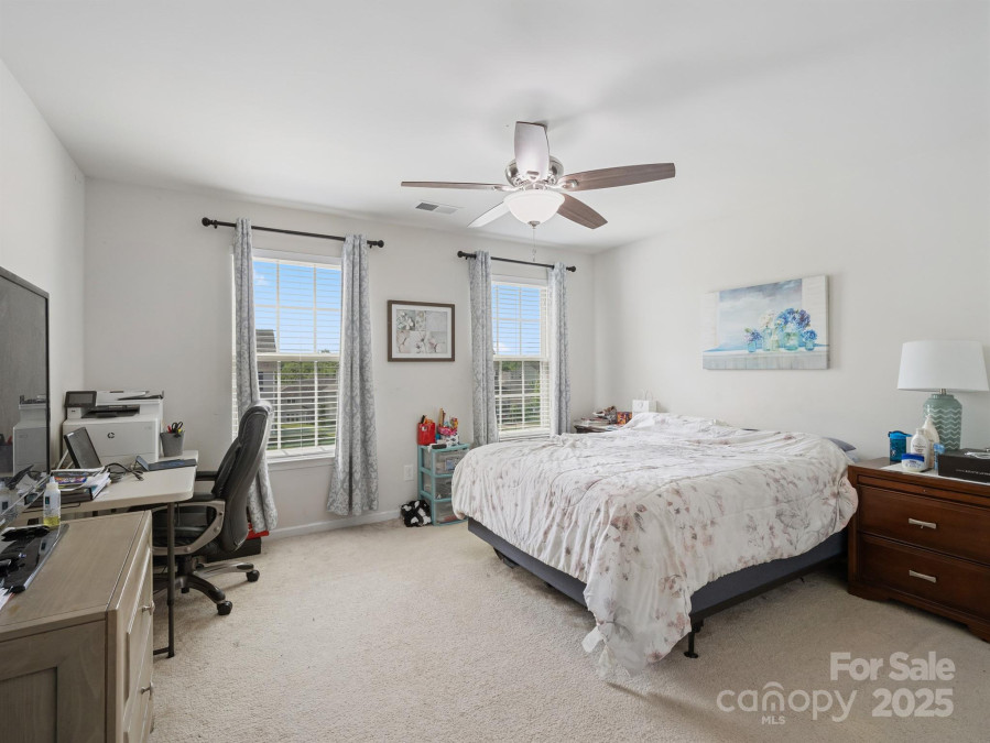 2178 Stone Pile Dr Concord, NC 28025