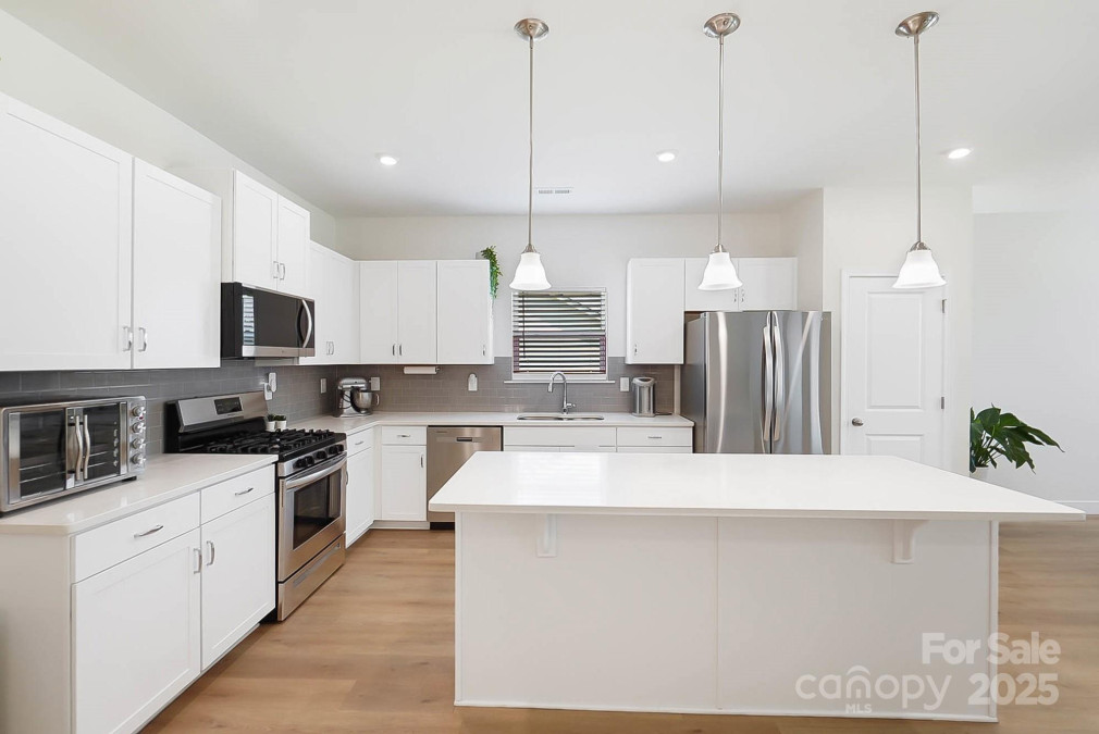 2928 Parkwest Dr Albemarle, NC 28001
