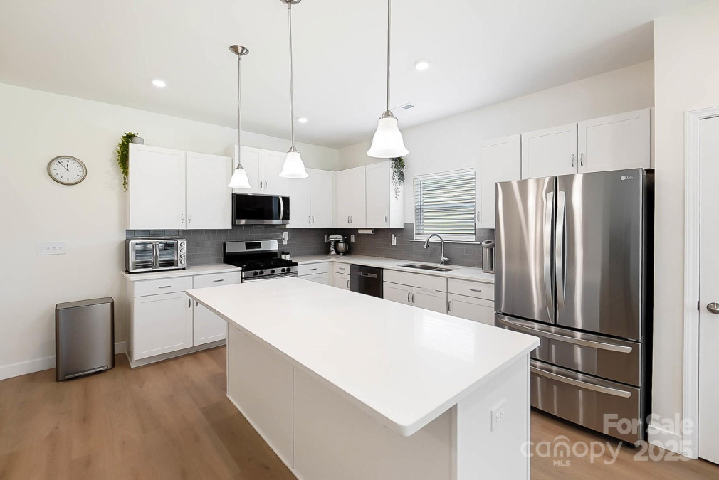 2928 Parkwest Dr Albemarle, NC 28001