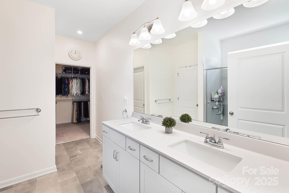 2928 Parkwest Dr Albemarle, NC 28001