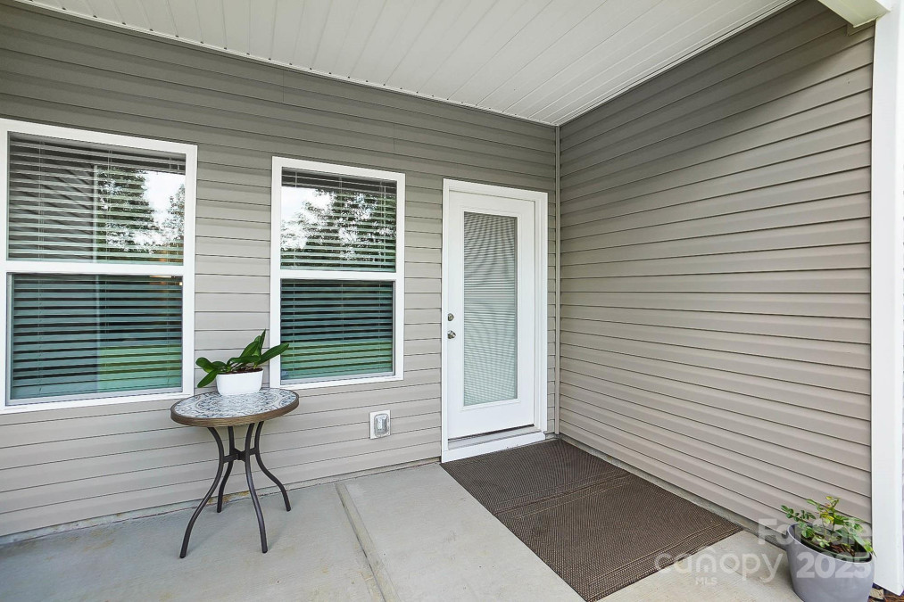 2928 Parkwest Dr Albemarle, NC 28001