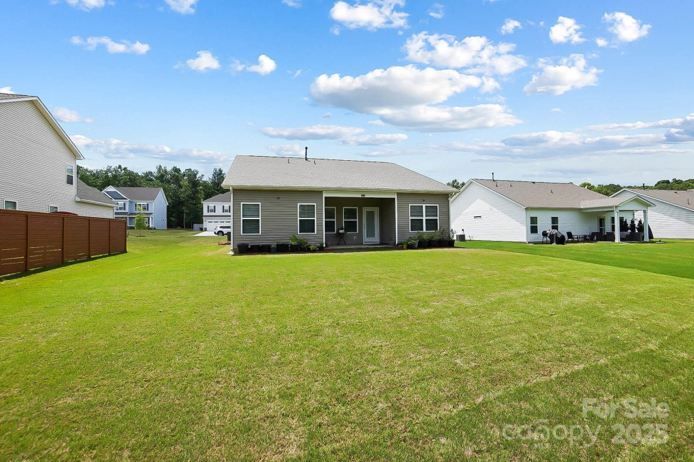 2928 Parkwest Dr Albemarle, NC 28001